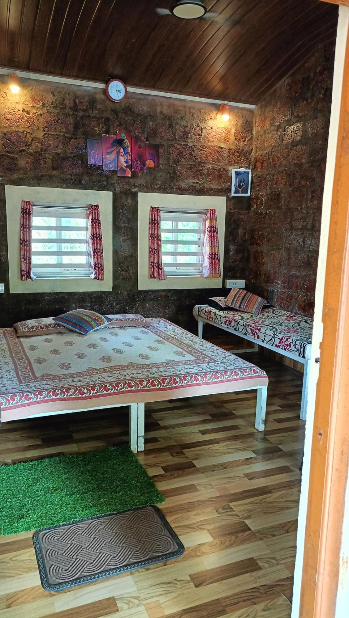 גוקרנה Riverstone Riverfront Stay מראה חיצוני תמונה